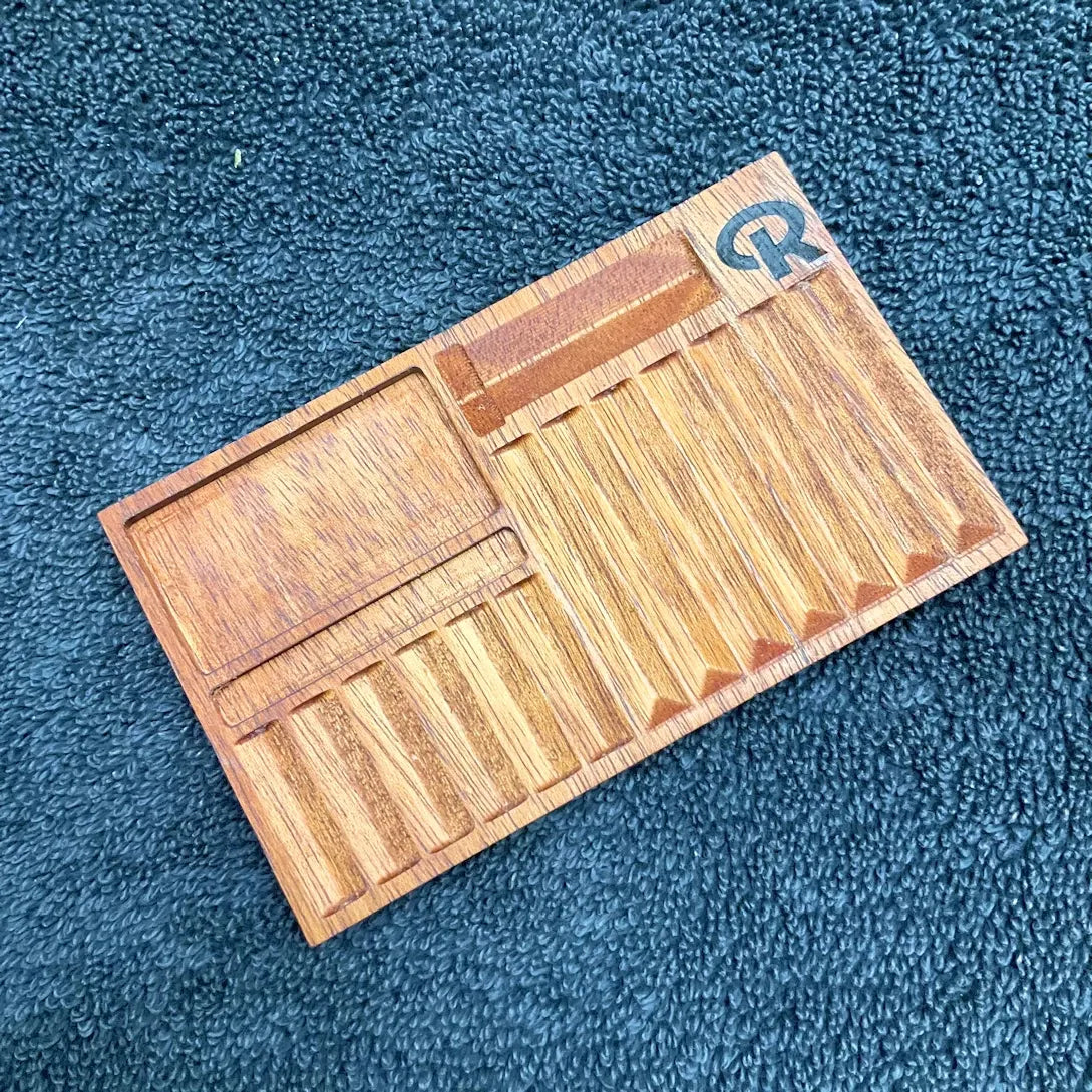Rein Pinning Tray -Medium | Mahogany